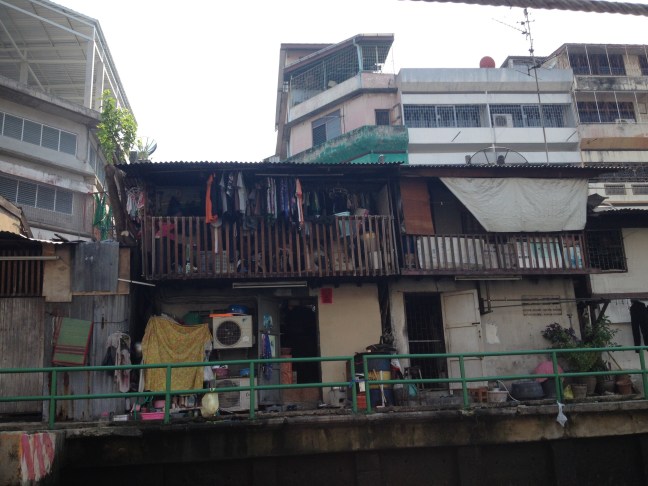 7C0C127F-4AE0-40D7-BE08-F416D0598E85